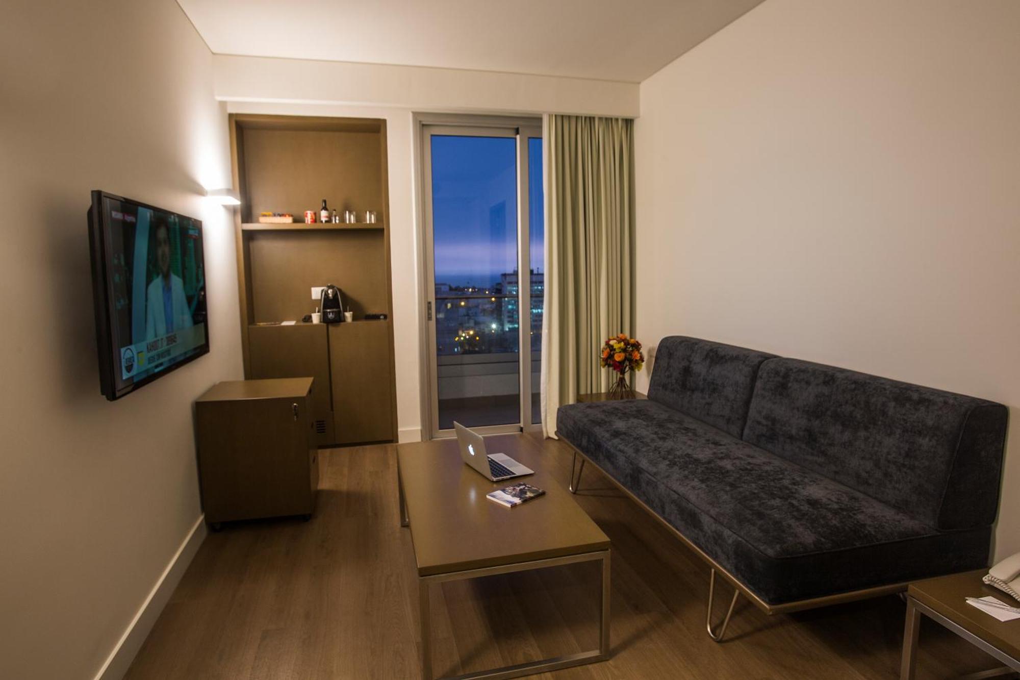 Hotel Dazzler By Wyndham San Isidro
