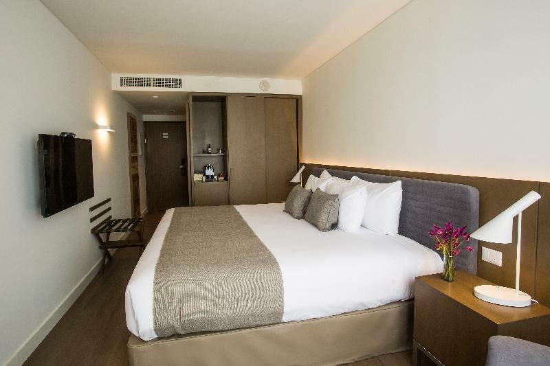 Dazzler By Wyndham San Isidro 4*